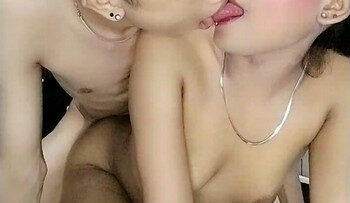 BELLA Maniak Ngewe Sama Brondong