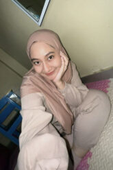 MANCHRITA Hijab Rekam Mandi Sambil Ngocok