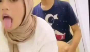 AMALIA MUTIA Kecanduan Ngewe