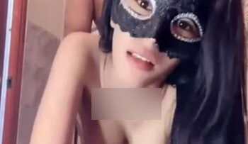 GEBBY Nungging Kena Sodok